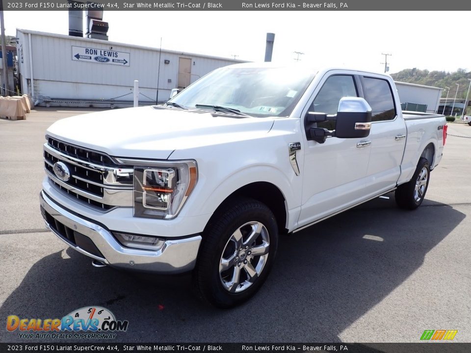 2023 Ford F150 Lariat SuperCrew 4x4 Star White Metallic Tri-Coat / Black Photo #4