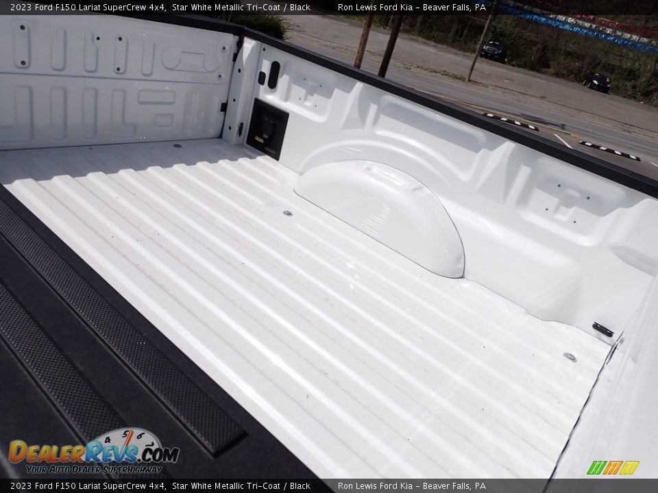 2023 Ford F150 Lariat SuperCrew 4x4 Star White Metallic Tri-Coat / Black Photo #10