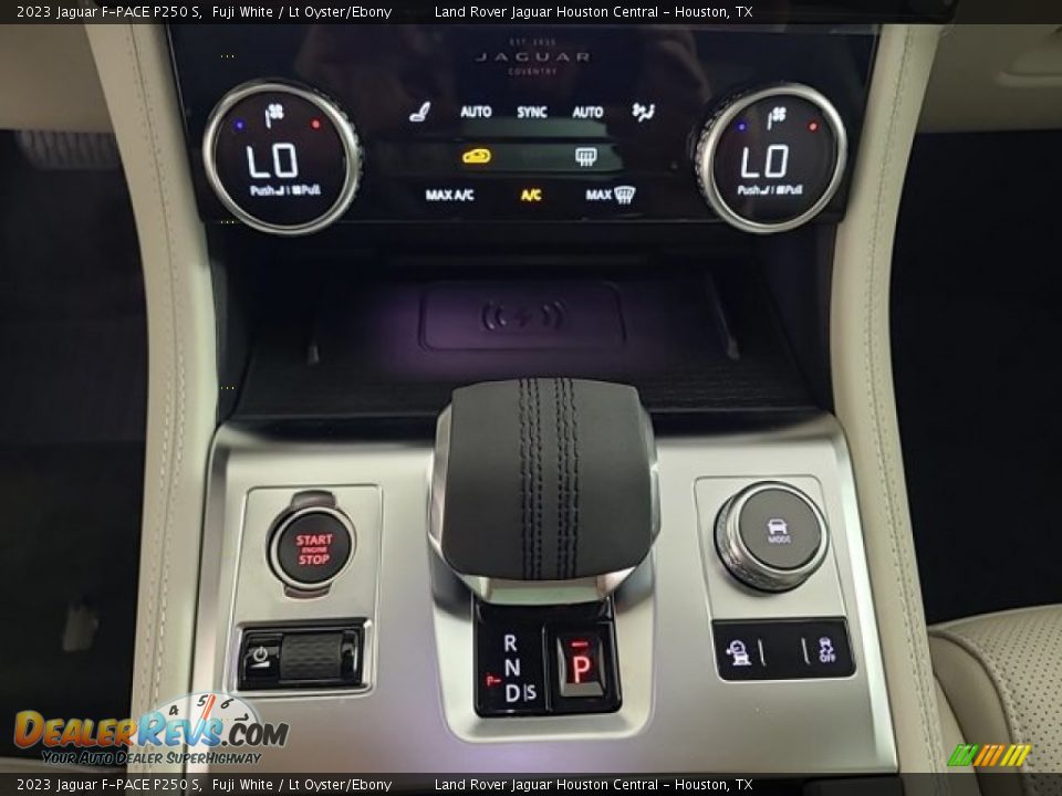 2023 Jaguar F-PACE P250 S Shifter Photo #24