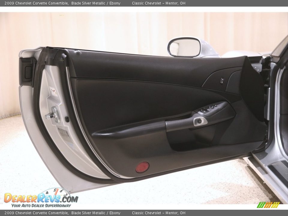 Door Panel of 2009 Chevrolet Corvette Convertible Photo #5