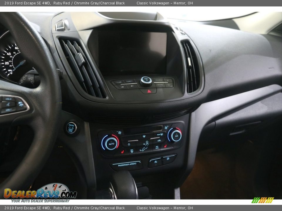 2019 Ford Escape SE 4WD Ruby Red / Chromite Gray/Charcoal Black Photo #10