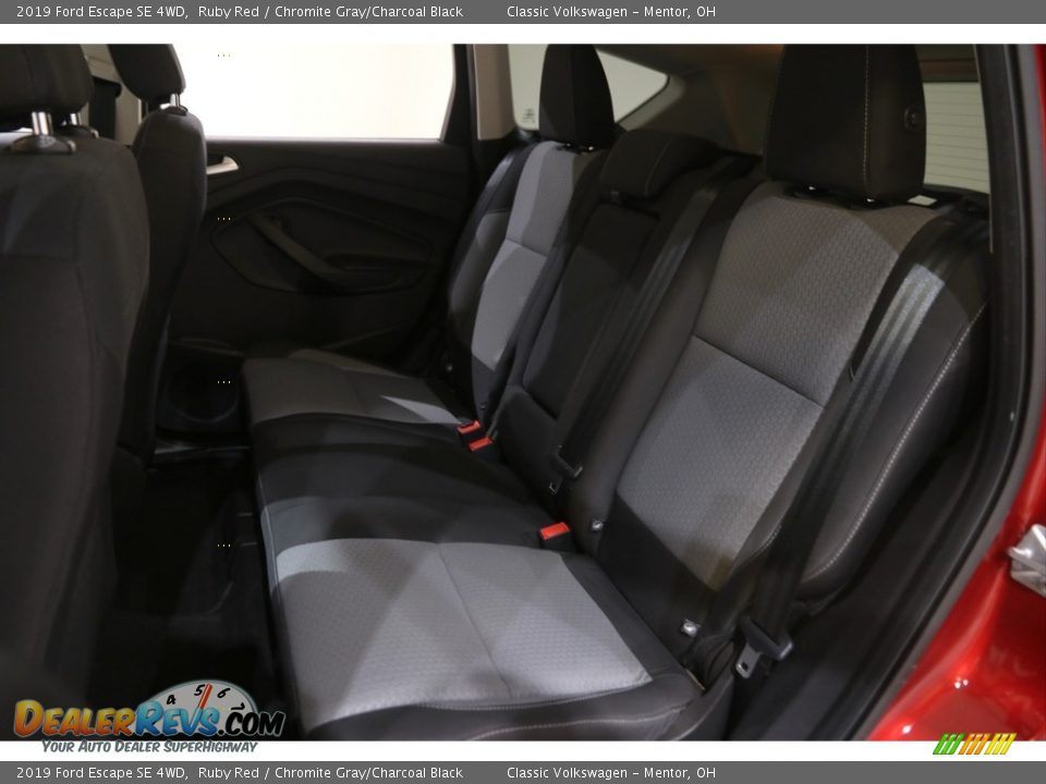 2019 Ford Escape SE 4WD Ruby Red / Chromite Gray/Charcoal Black Photo #17