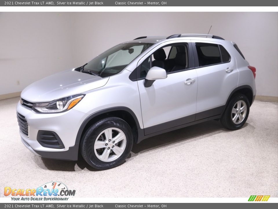 2021 Chevrolet Trax LT AWD Silver Ice Metallic / Jet Black Photo #3