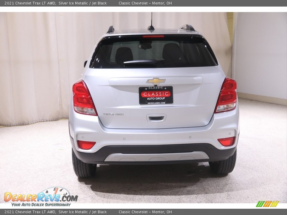 2021 Chevrolet Trax LT AWD Silver Ice Metallic / Jet Black Photo #16