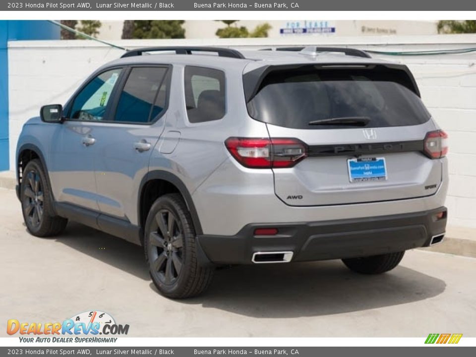 2023 Honda Pilot Sport AWD Lunar Silver Metallic / Black Photo #2