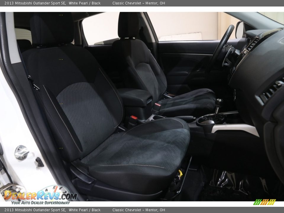 Front Seat of 2013 Mitsubishi Outlander Sport SE Photo #14