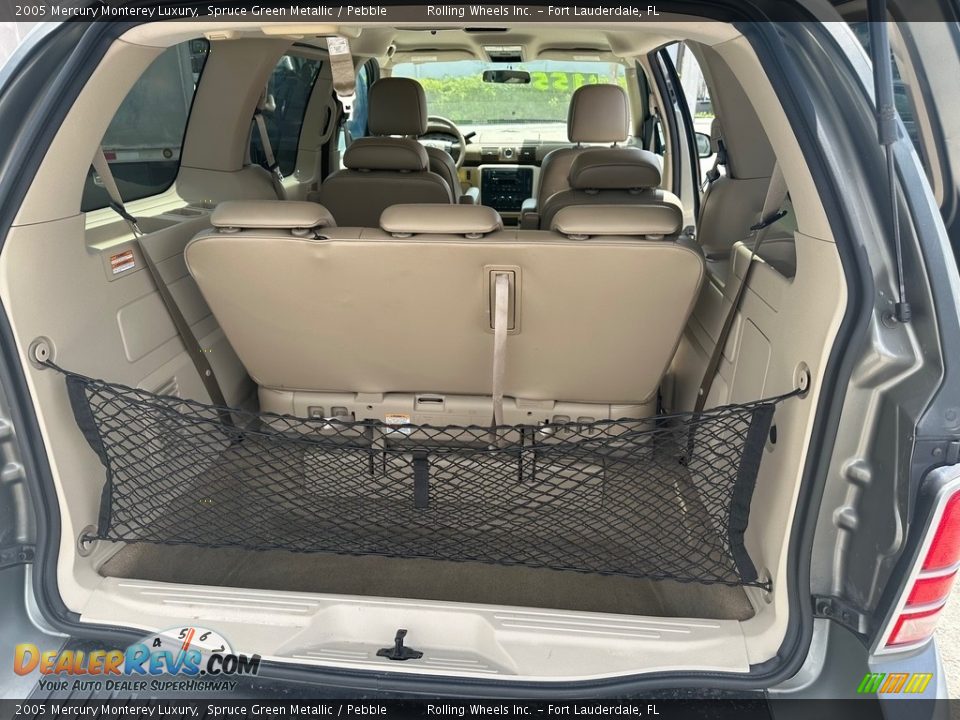 2005 Mercury Monterey Luxury Trunk Photo #22