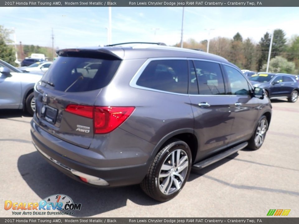 2017 Honda Pilot Touring AWD Modern Steel Metallic / Black Photo #4