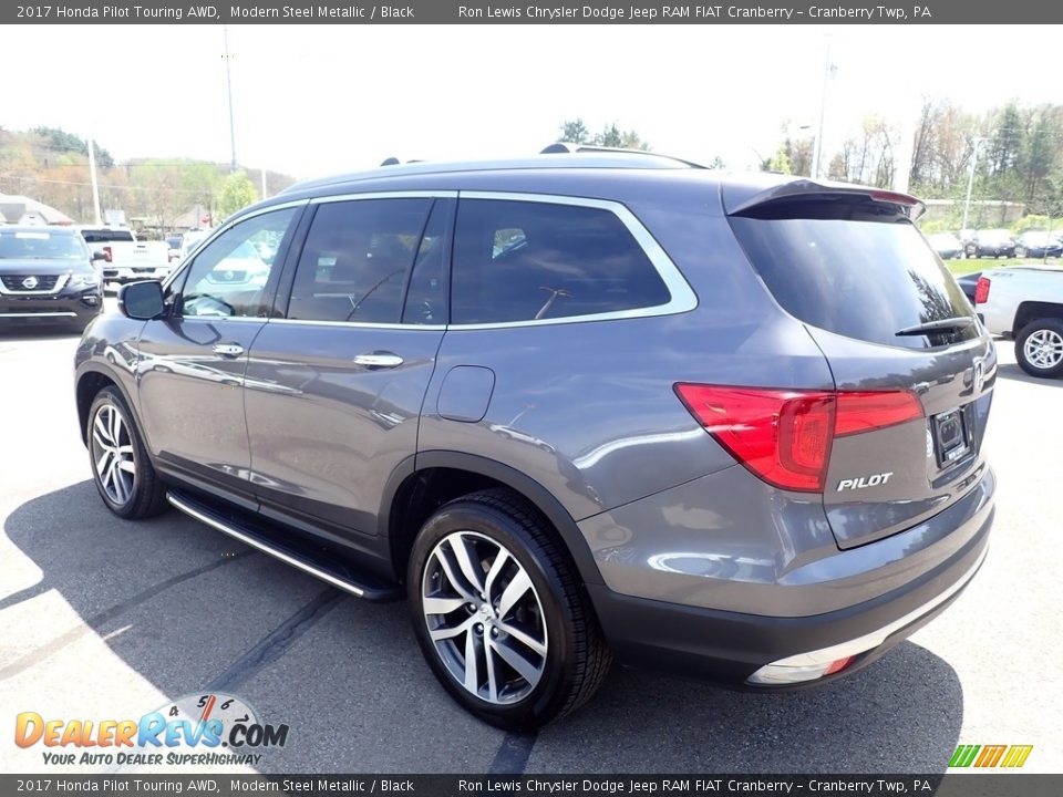 2017 Honda Pilot Touring AWD Modern Steel Metallic / Black Photo #5