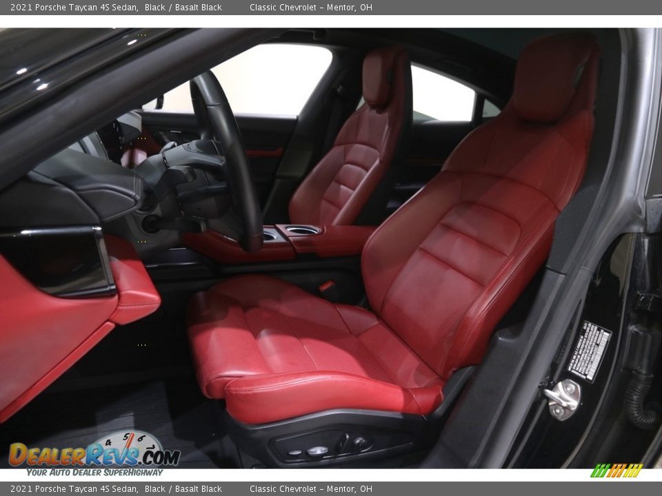 Front Seat of 2021 Porsche Taycan 4S Sedan Photo #6