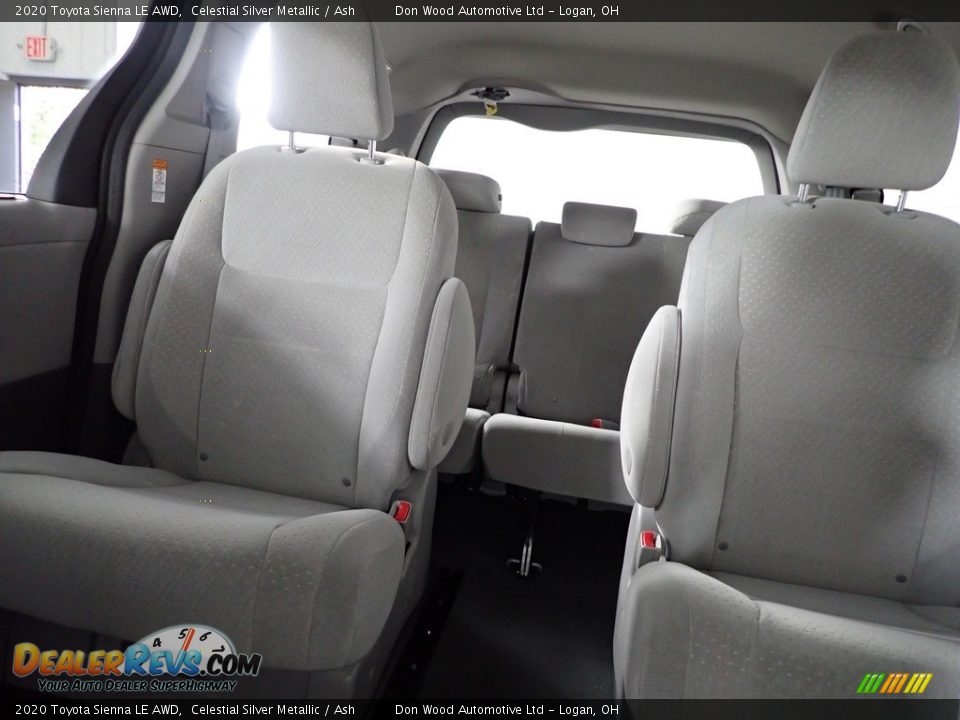2020 Toyota Sienna LE AWD Celestial Silver Metallic / Ash Photo #20