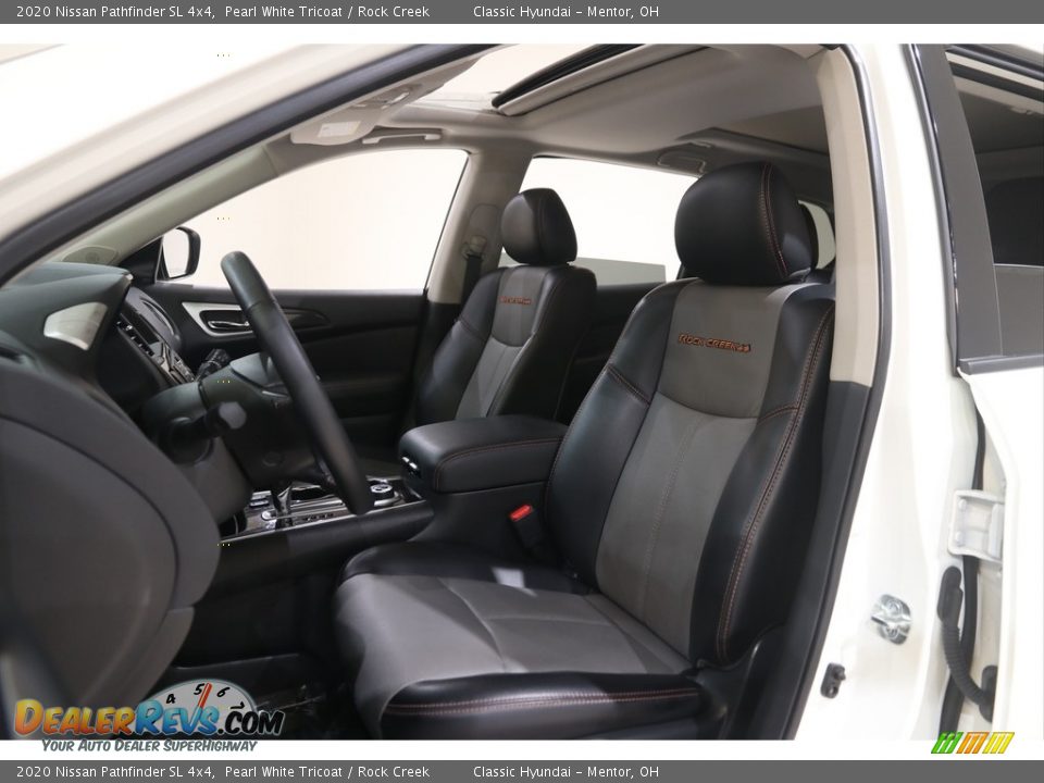 Front Seat of 2020 Nissan Pathfinder SL 4x4 Photo #5