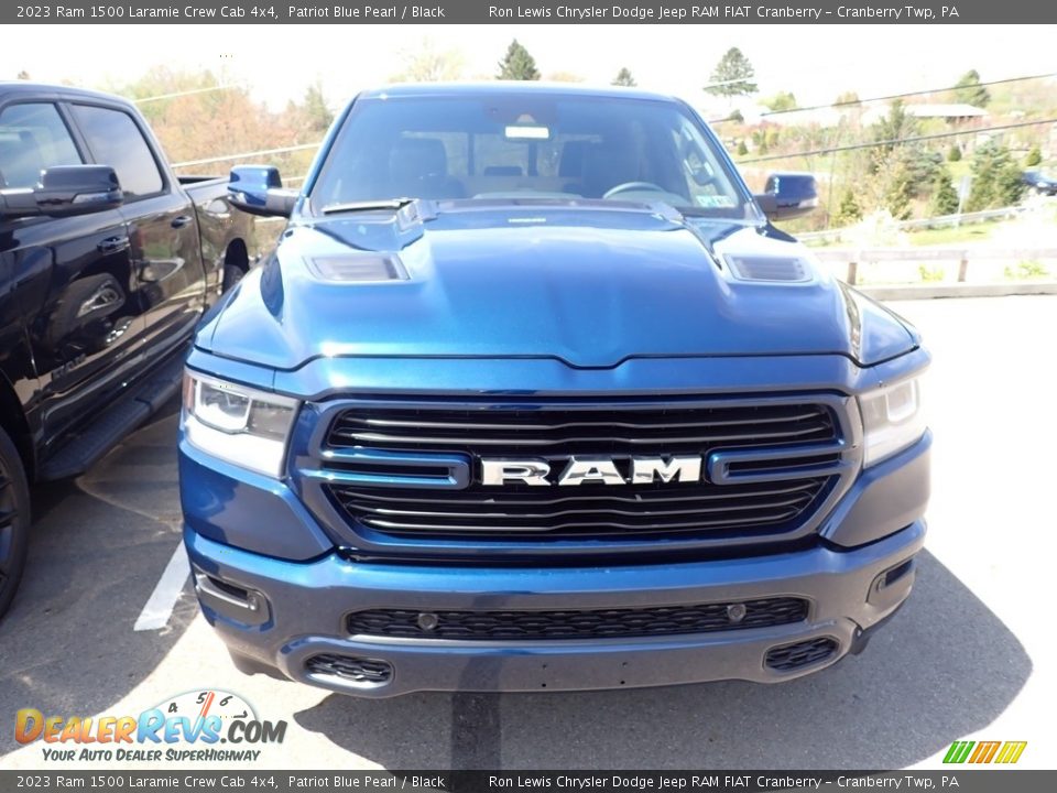 2023 Ram 1500 Laramie Crew Cab 4x4 Patriot Blue Pearl / Black Photo #2