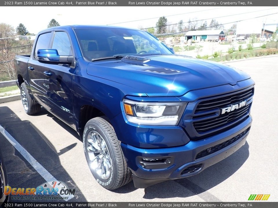 2023 Ram 1500 Laramie Crew Cab 4x4 Patriot Blue Pearl / Black Photo #3