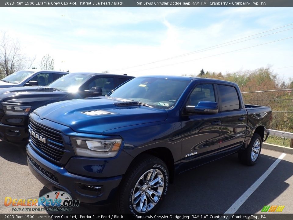 2023 Ram 1500 Laramie Crew Cab 4x4 Patriot Blue Pearl / Black Photo #10