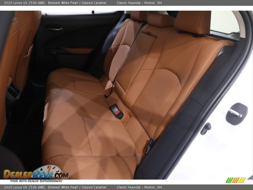 2020 Lexus UX 250h AWD Eminent White Pearl / Glazed Caramel Photo #17