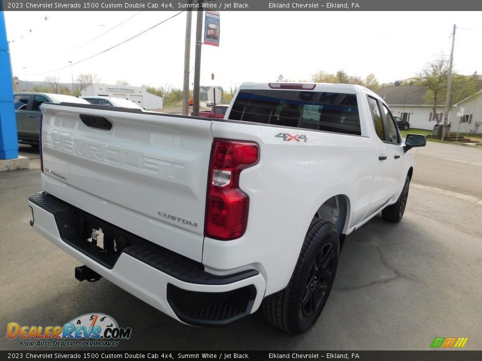 2023 Chevrolet Silverado 1500 Custom Double Cab 4x4 Summit White / Jet Black Photo #9