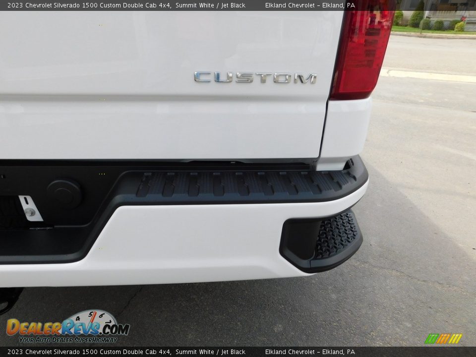 2023 Chevrolet Silverado 1500 Custom Double Cab 4x4 Summit White / Jet Black Photo #15
