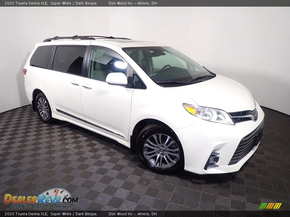 2020 Toyota Sienna XLE Super White / Dark Bisque Photo #5
