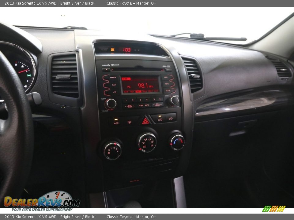 2013 Kia Sorento LX V6 AWD Bright Silver / Black Photo #9