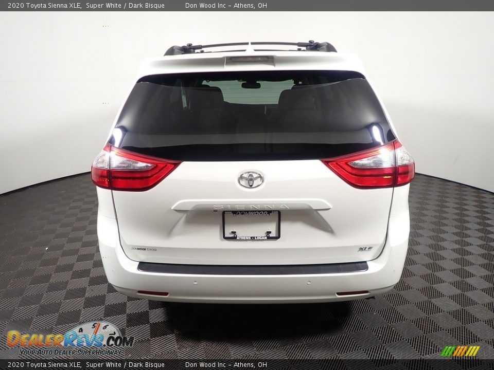 2020 Toyota Sienna XLE Super White / Dark Bisque Photo #13