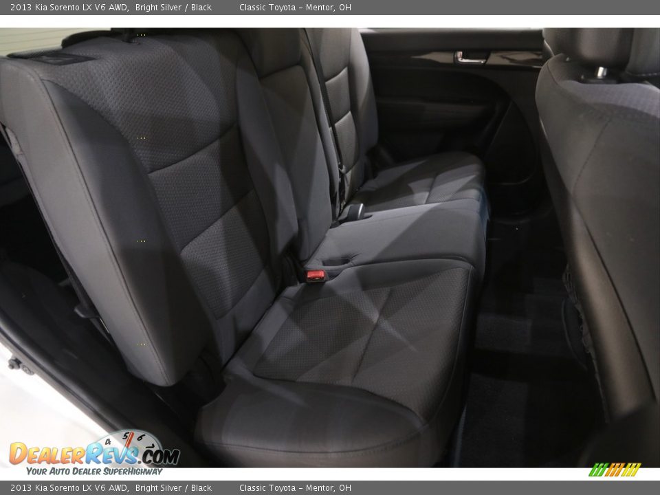 2013 Kia Sorento LX V6 AWD Bright Silver / Black Photo #15