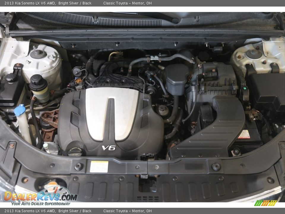 2013 Kia Sorento LX V6 AWD Bright Silver / Black Photo #19
