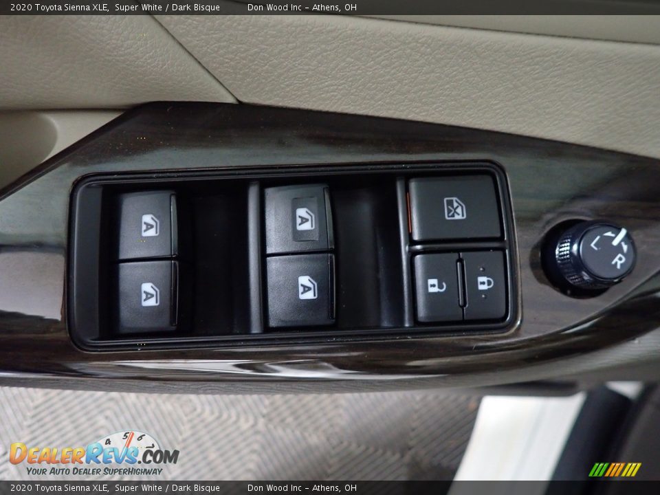 2020 Toyota Sienna XLE Super White / Dark Bisque Photo #20