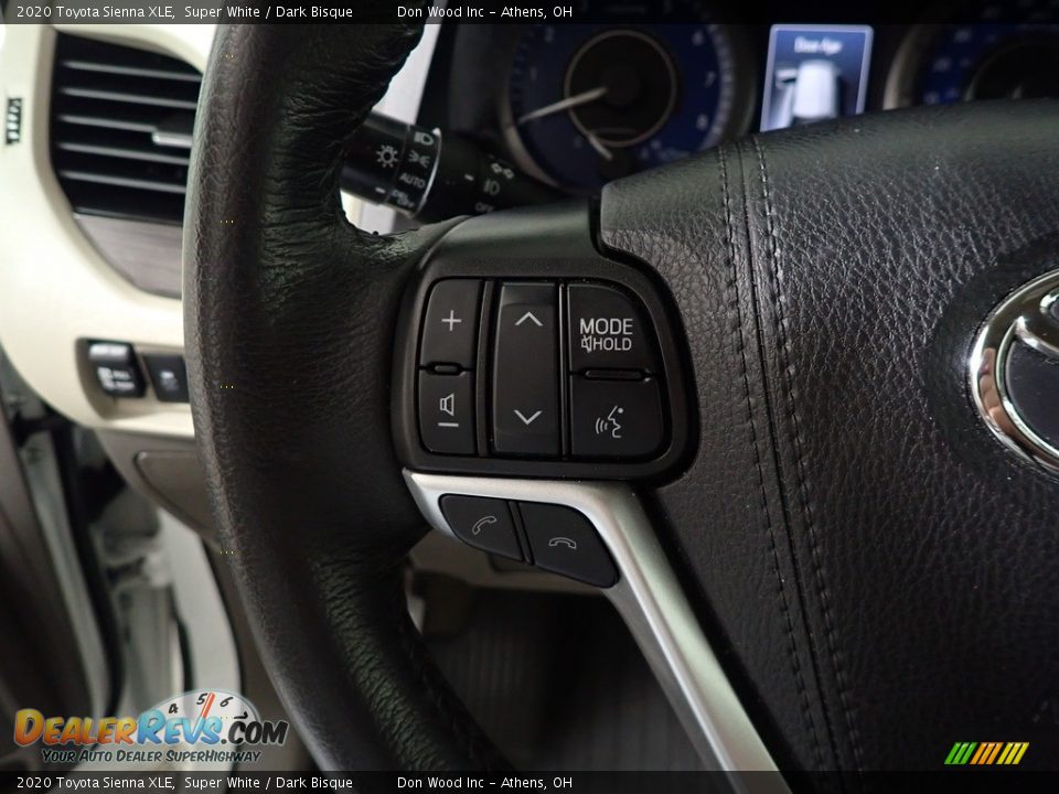 2020 Toyota Sienna XLE Super White / Dark Bisque Photo #28