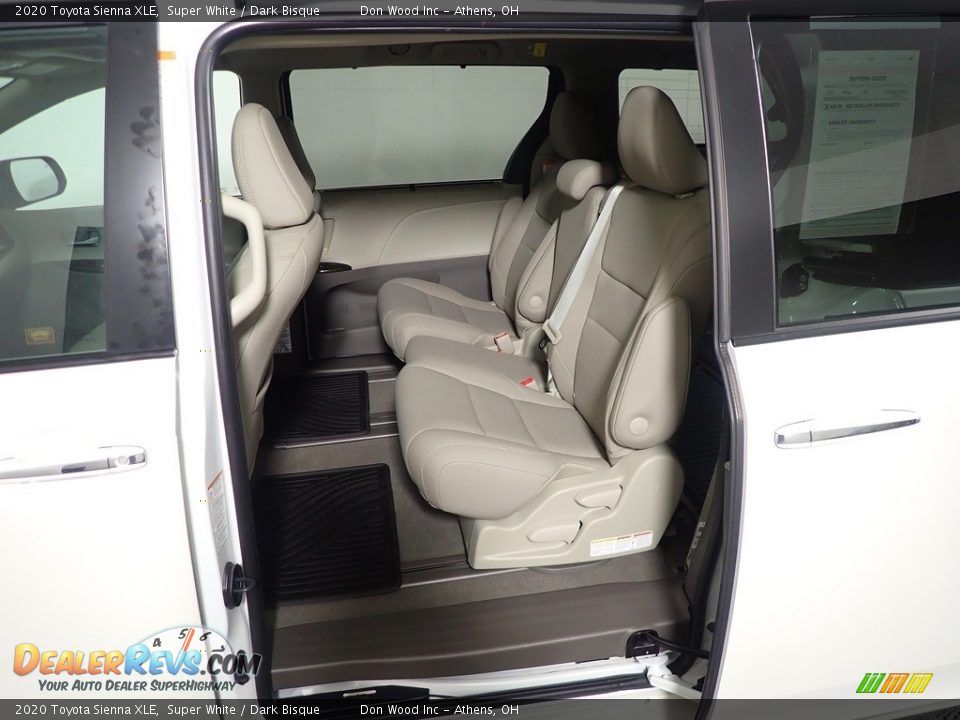 2020 Toyota Sienna XLE Super White / Dark Bisque Photo #33