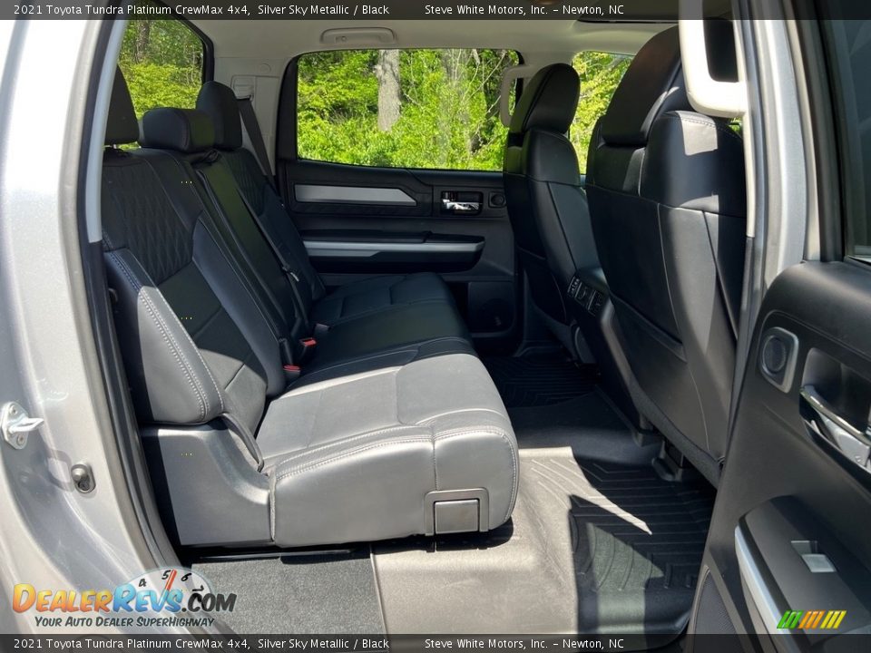 2021 Toyota Tundra Platinum CrewMax 4x4 Silver Sky Metallic / Black Photo #19