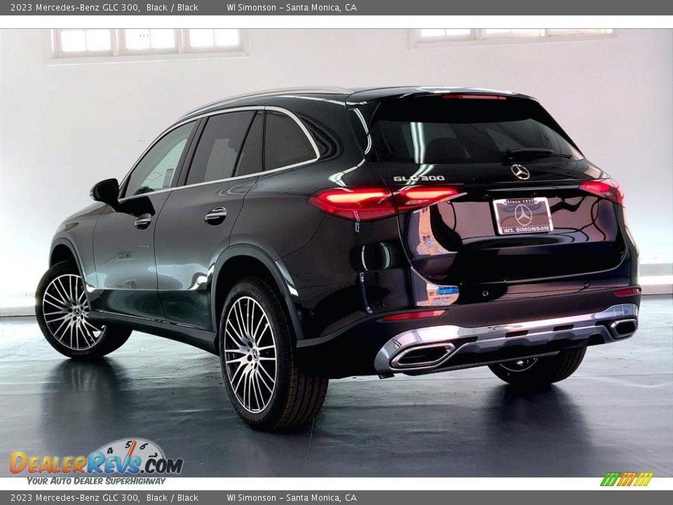 2023 Mercedes-Benz GLC 300 Black / Black Photo #2