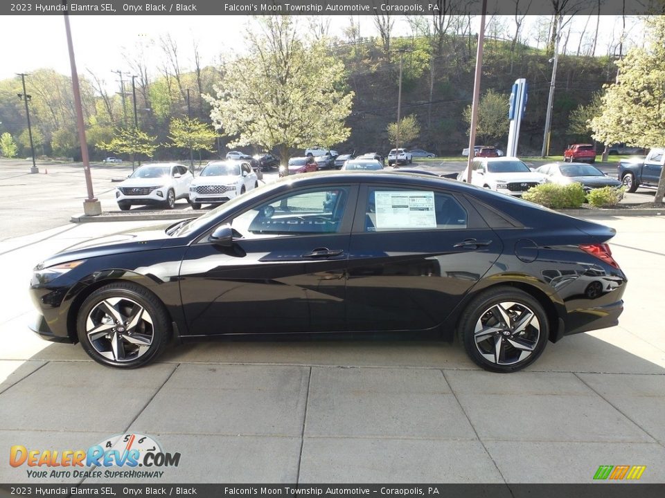 2023 Hyundai Elantra SEL Onyx Black / Black Photo #6