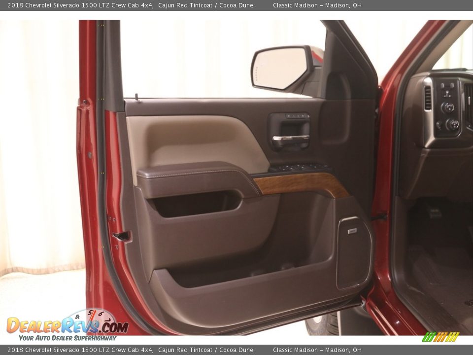 2018 Chevrolet Silverado 1500 LTZ Crew Cab 4x4 Cajun Red Tintcoat / Cocoa Dune Photo #4