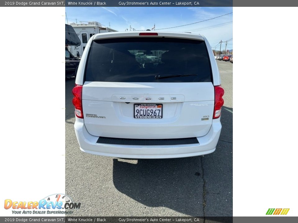 2019 Dodge Grand Caravan SXT White Knuckle / Black Photo #5