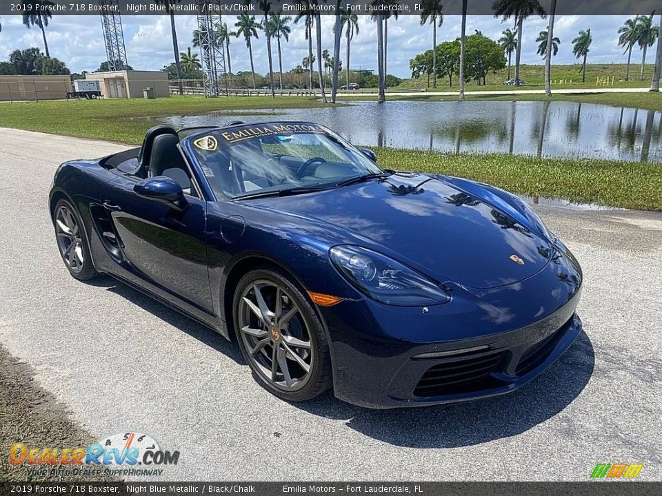 Front 3/4 View of 2019 Porsche 718 Boxster  Photo #9