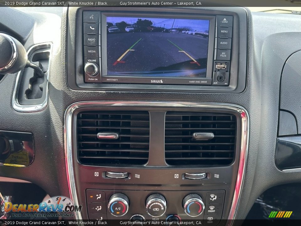 2019 Dodge Grand Caravan SXT White Knuckle / Black Photo #10