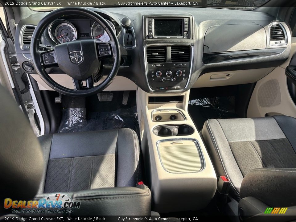 2019 Dodge Grand Caravan SXT White Knuckle / Black Photo #12