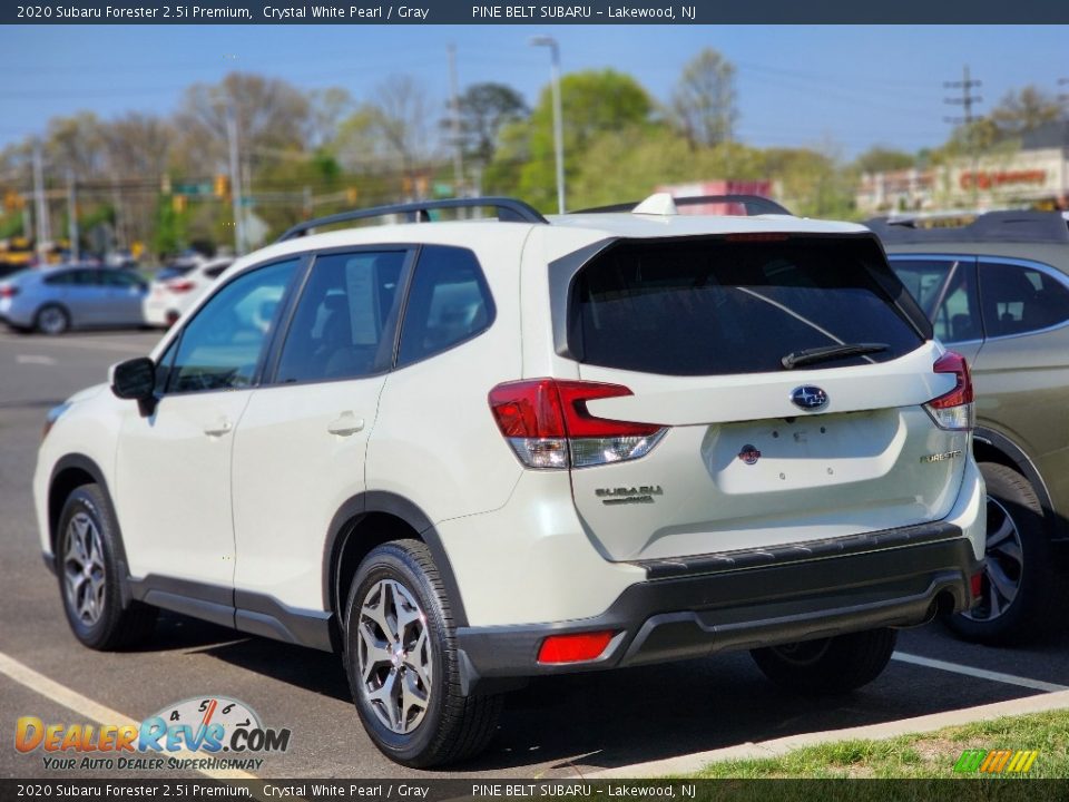 2020 Subaru Forester 2.5i Premium Crystal White Pearl / Gray Photo #7