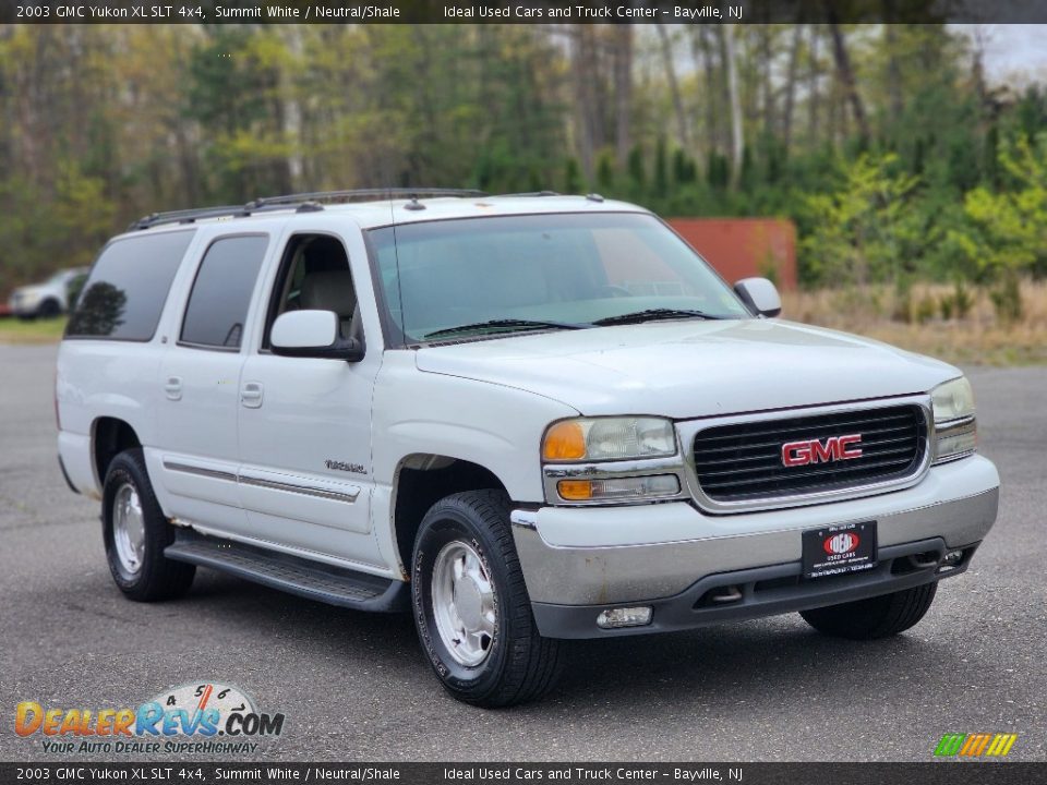 Front 3/4 View of 2003 GMC Yukon XL SLT 4x4 Photo #2