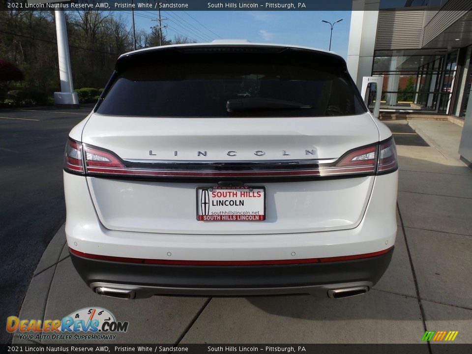 2021 Lincoln Nautilus Reserve AWD Pristine White / Sandstone Photo #4