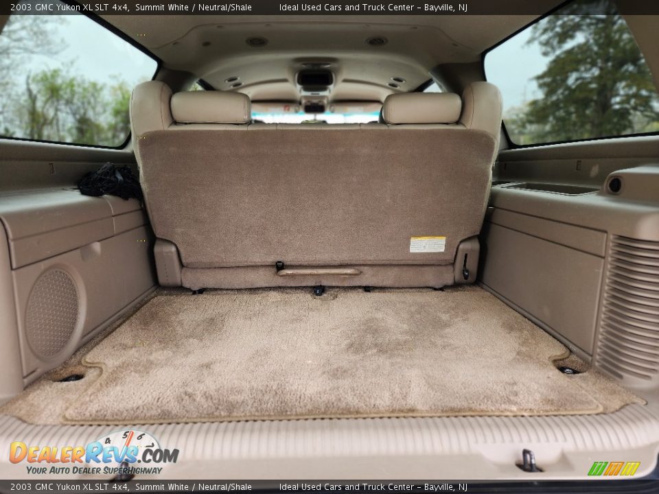 2003 GMC Yukon XL SLT 4x4 Summit White / Neutral/Shale Photo #24