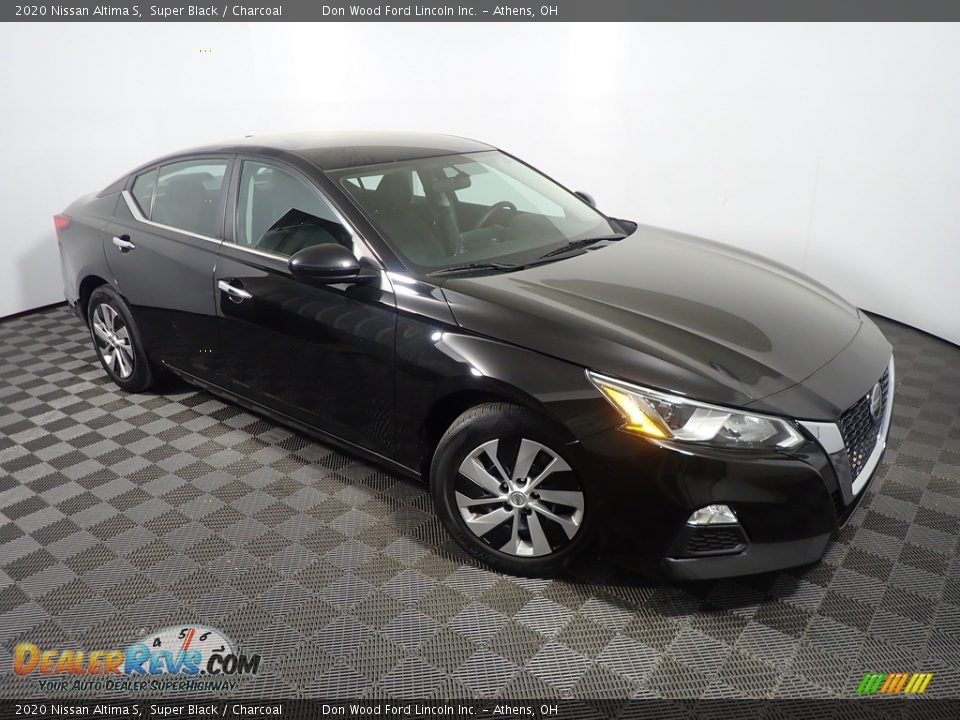2020 Nissan Altima S Super Black / Charcoal Photo #3