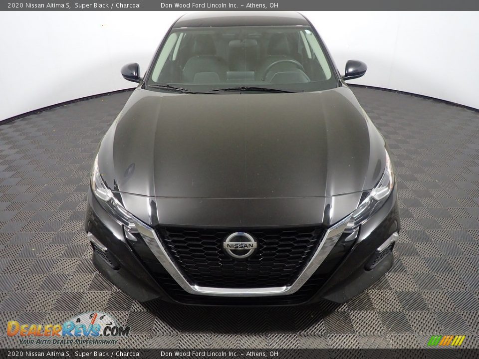 2020 Nissan Altima S Super Black / Charcoal Photo #5