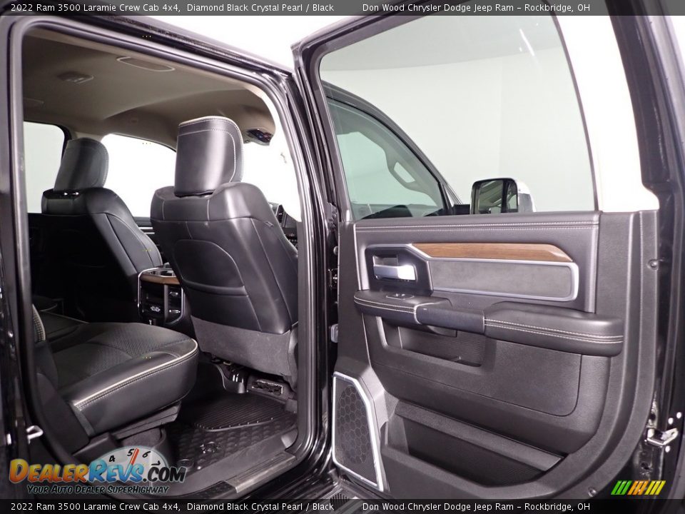 2022 Ram 3500 Laramie Crew Cab 4x4 Diamond Black Crystal Pearl / Black Photo #29