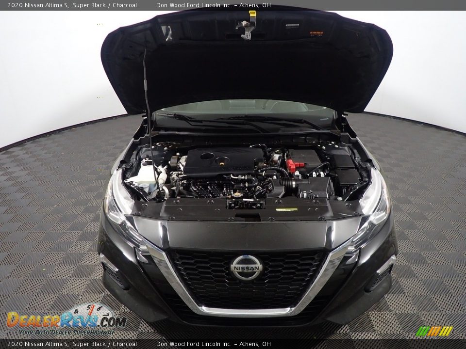 2020 Nissan Altima S Super Black / Charcoal Photo #6
