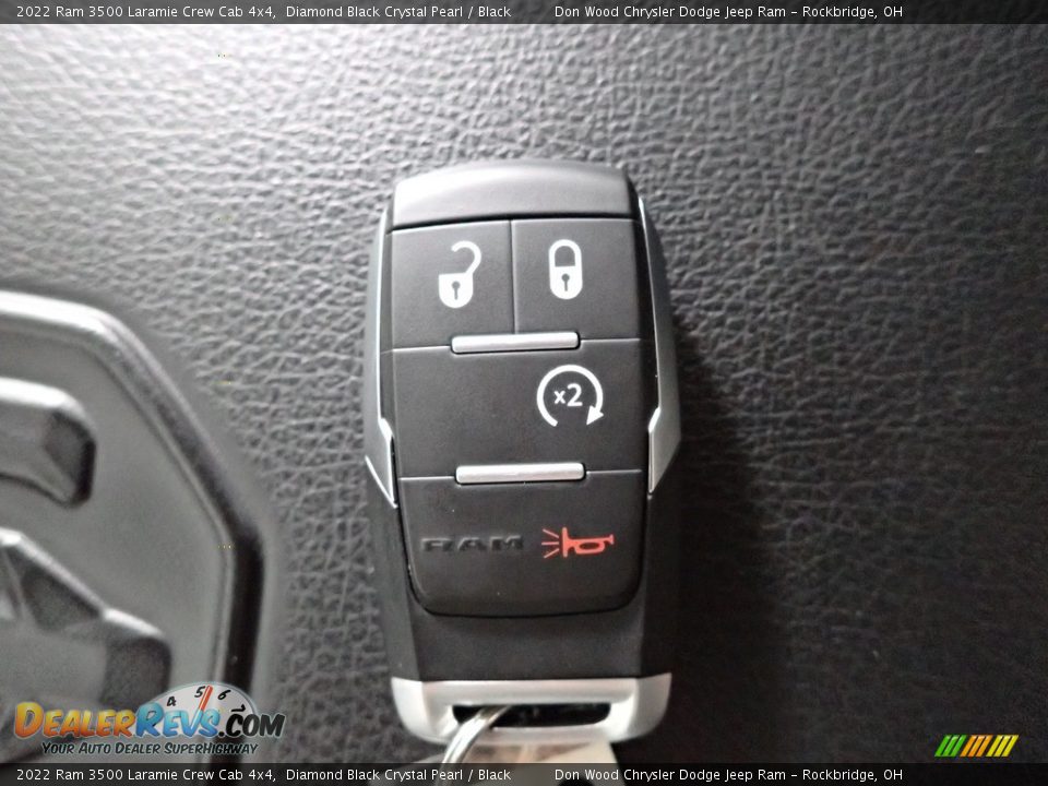 2022 Ram 3500 Laramie Crew Cab 4x4 Diamond Black Crystal Pearl / Black Photo #33