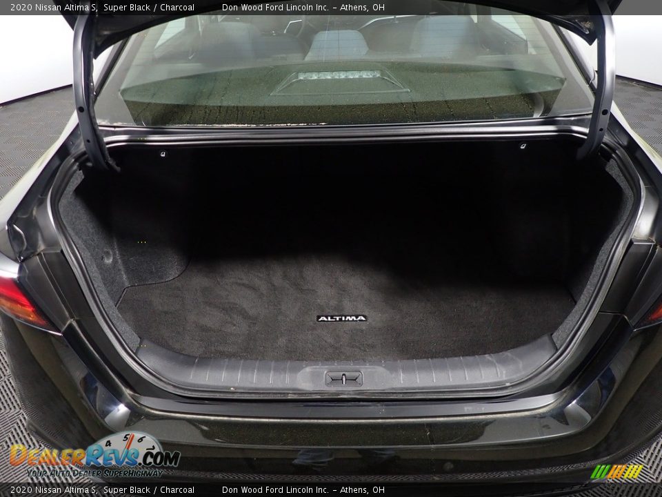 2020 Nissan Altima S Super Black / Charcoal Photo #15