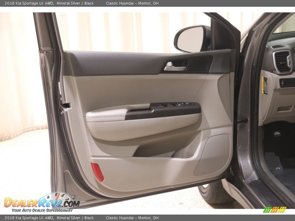 2018 Kia Sportage LX AWD Mineral Silver / Black Photo #4
