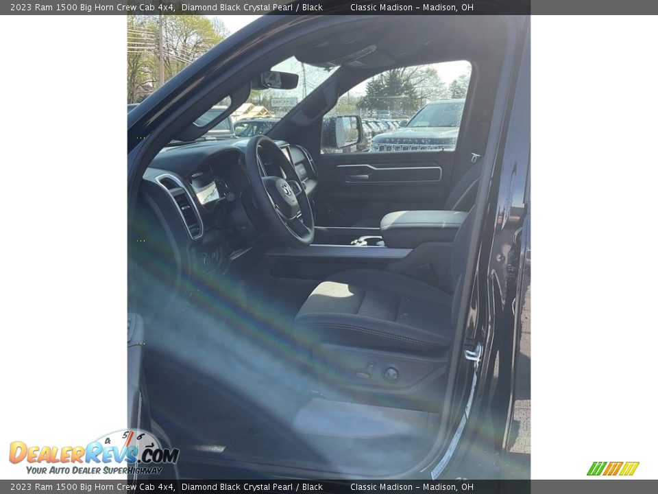 2023 Ram 1500 Big Horn Crew Cab 4x4 Diamond Black Crystal Pearl / Black Photo #2